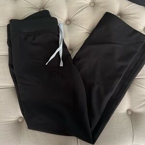 Figs Livingston size small